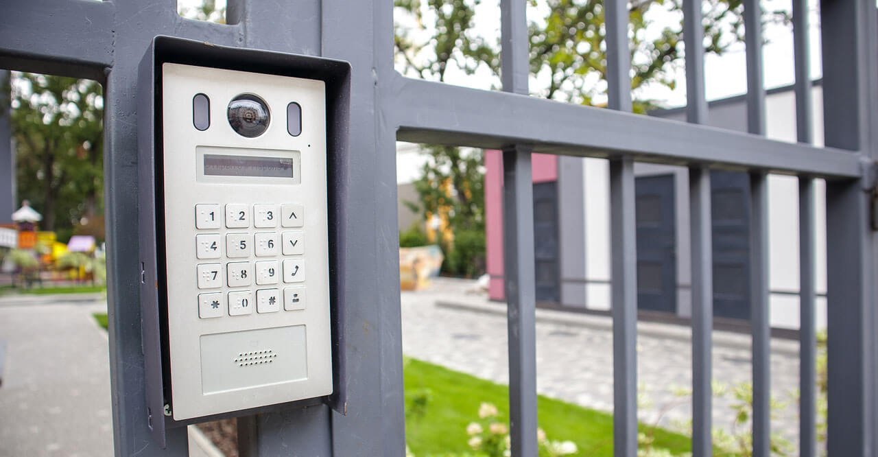 Gate access control keypad and entry system service in Dallas