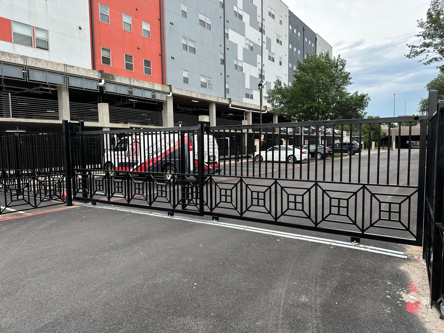 Automatic gate service for a Highland Park Texas property